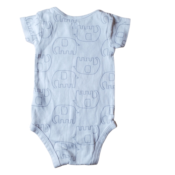 White Baby Gerber Onesie With Gray Elephant Print. 3-6 mo. B0024 - Picture 5 of 9